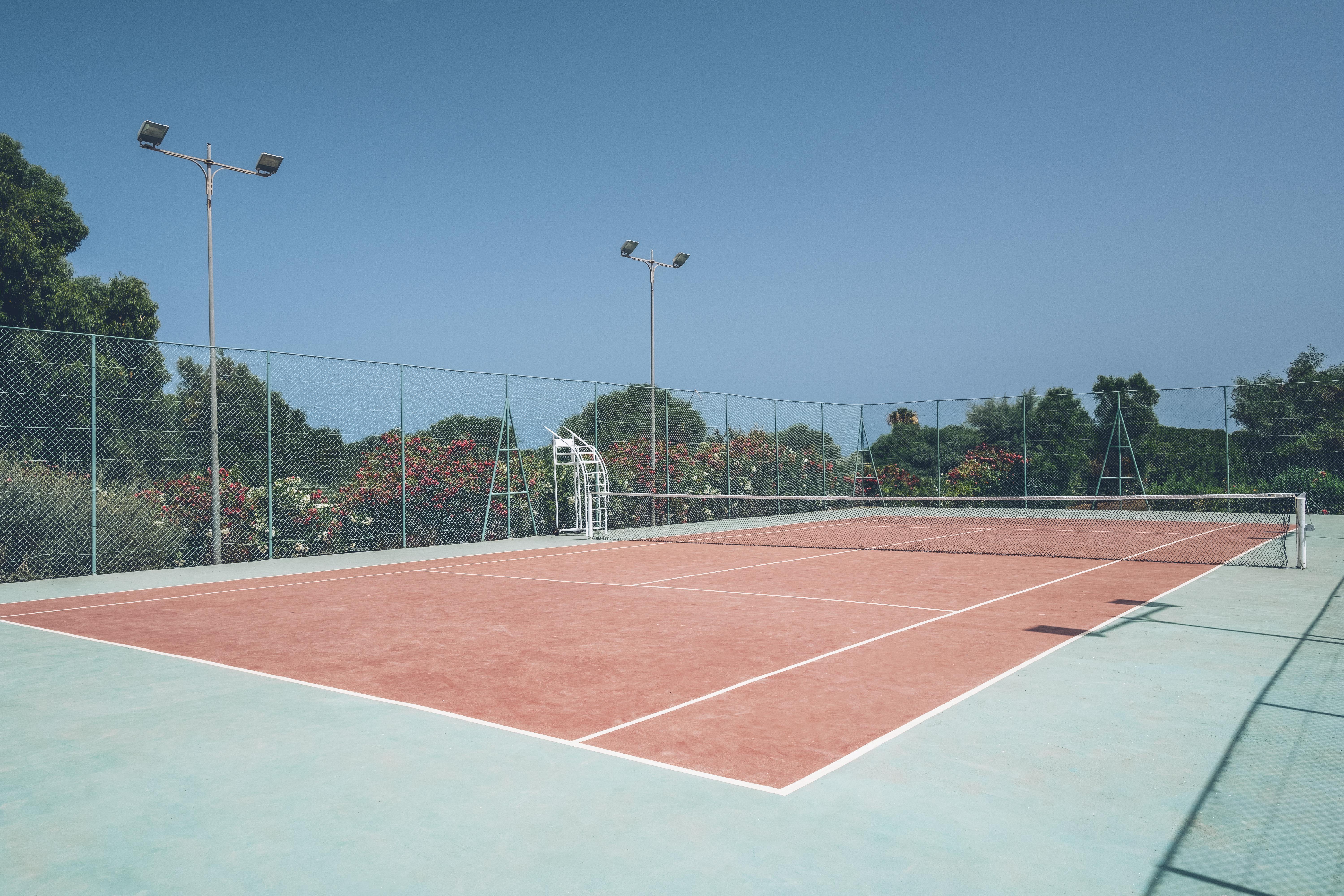 伊波罗之星度假酒店 Saïdia 外观 照片 Tennis court