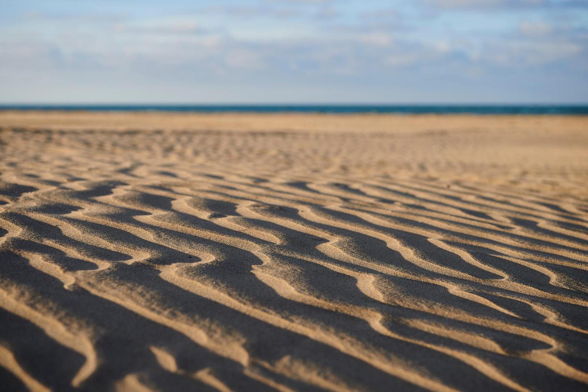 伊波罗之星度假酒店 Saïdia 外观 照片 Sand at the beach